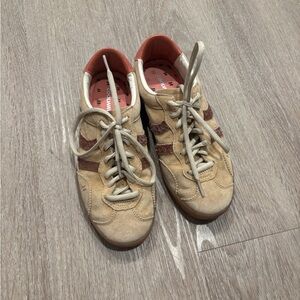 Coolway Women's Kizuna suede sneaker in honey